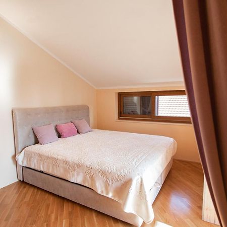 Boka Apartment Baosic Exterior photo